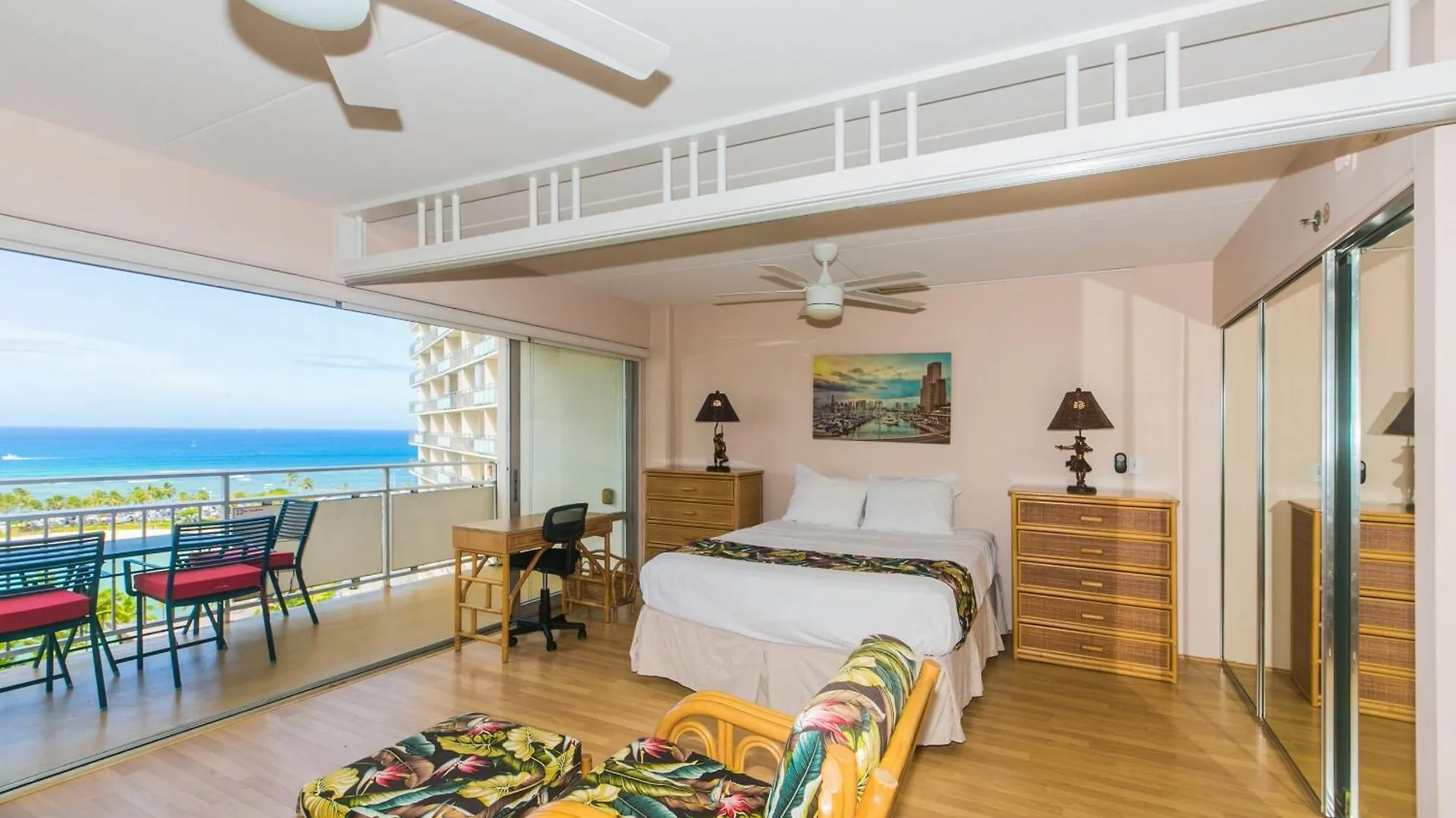Ilikai Tower 1314 Lagoon View 1Br Honolulu Apartment